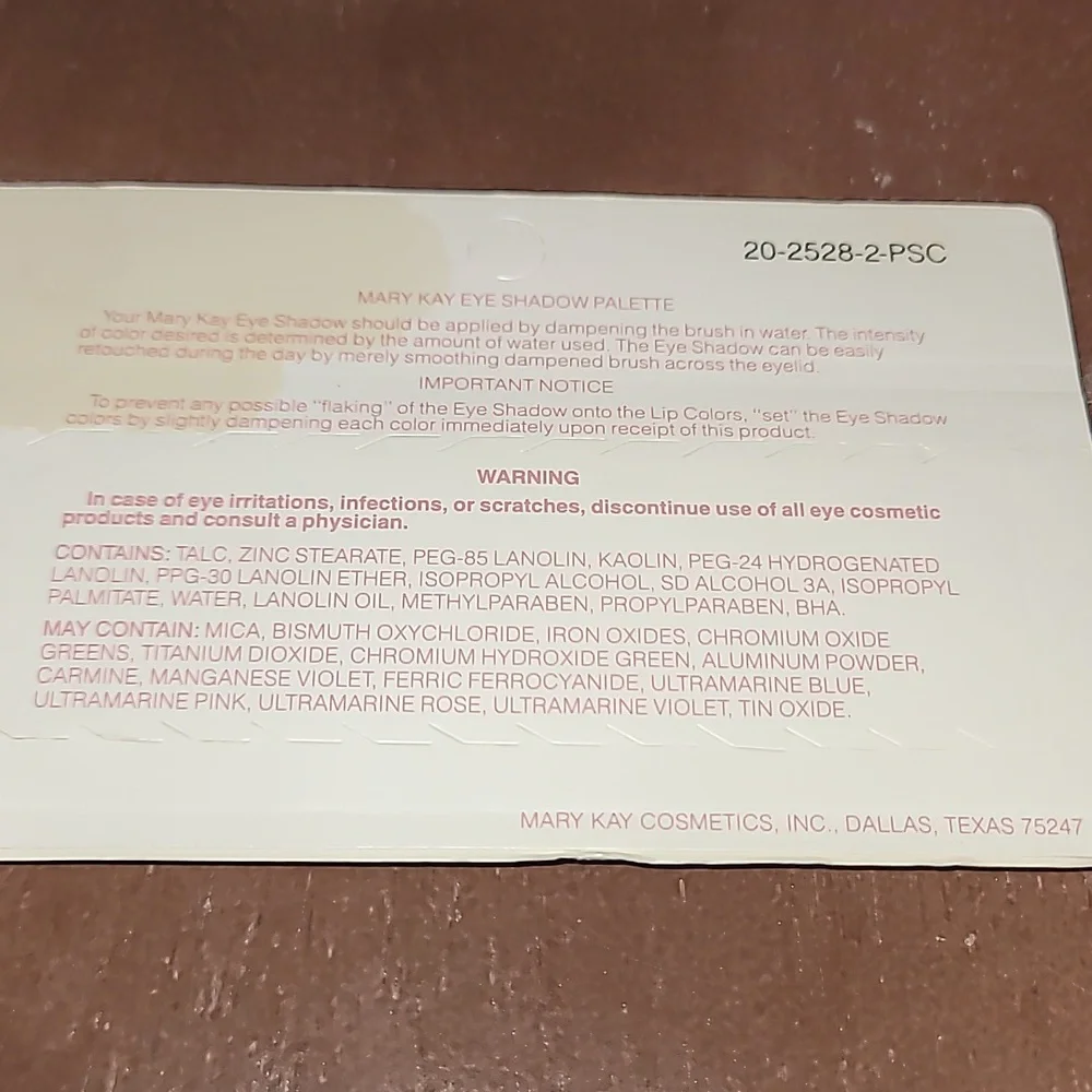 Mary Kay Eye Shadow Palette Great Fashion Greens 0475 .36 oz. NIP Retired Stock - Picture 4 of 6